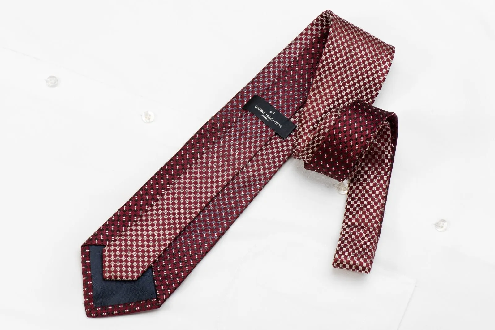 Daniel Hechter Men's Crystal Silk Necktie Silver Burgundy Checkered With Silver Sparkles