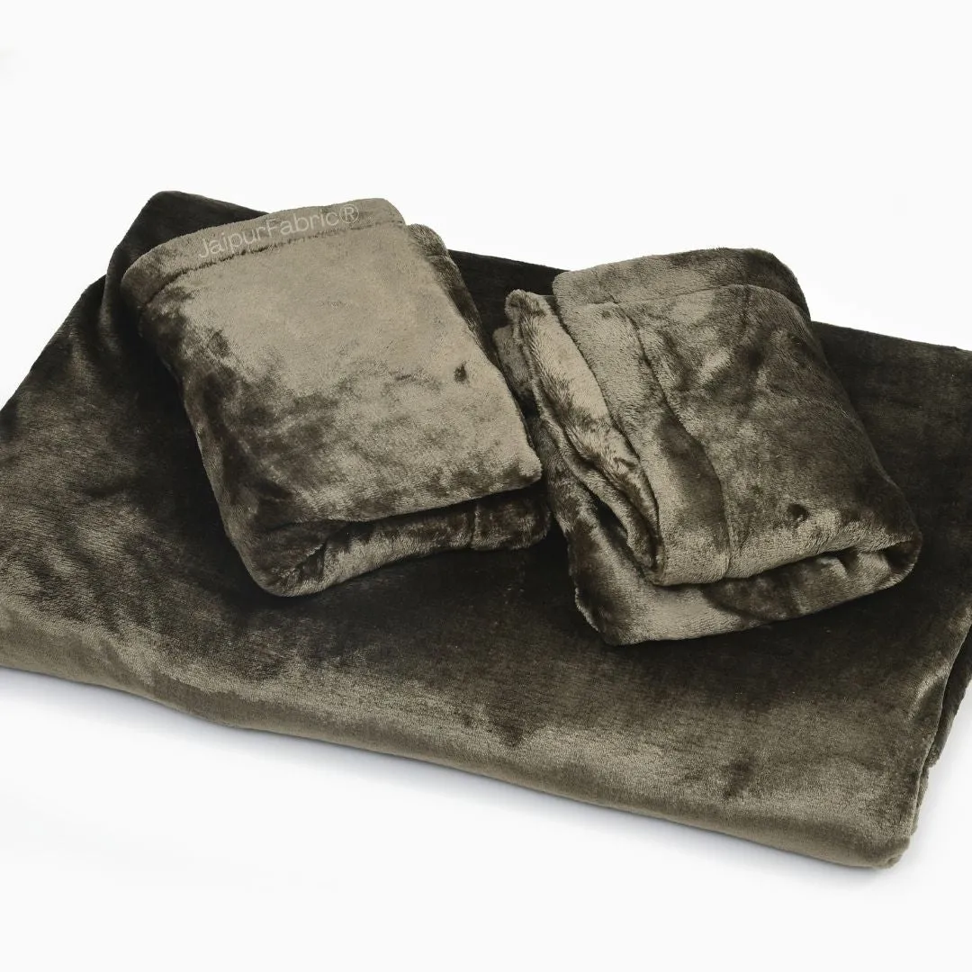 Deep Olive Green Soft Velvet Finish Double Bedsheet with Matching Pillow Covers