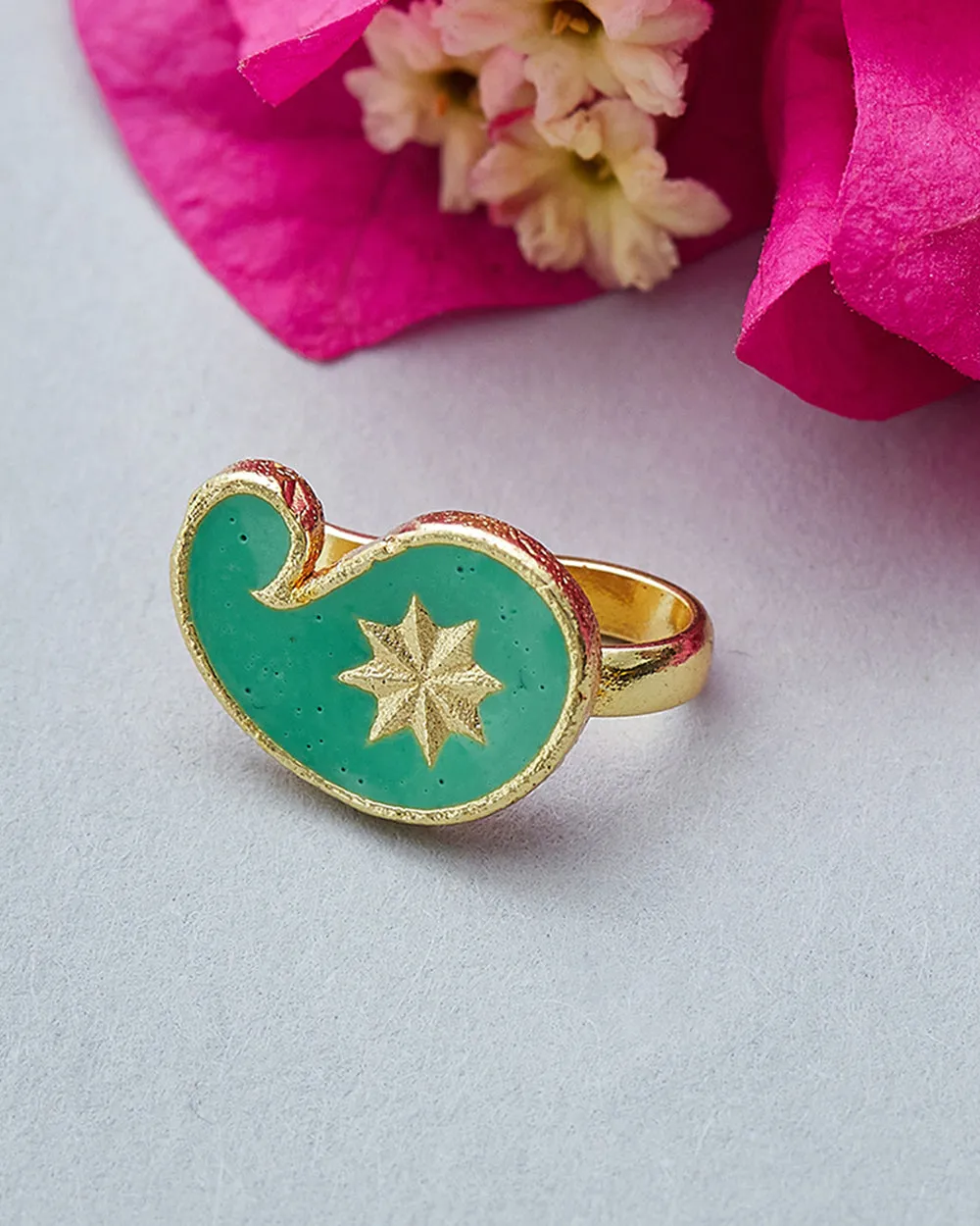 Indie Green Enameled Nose Pin By Voylla