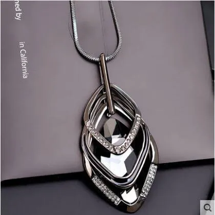 Long Pendant Necklaces