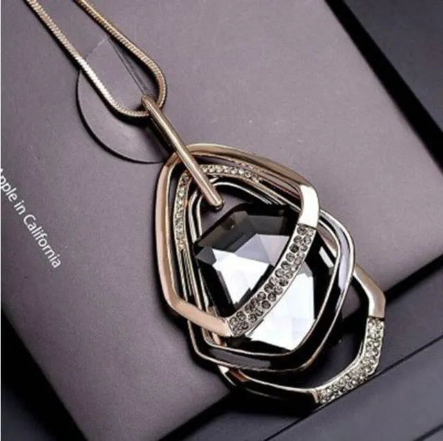 Long Pendant Necklaces