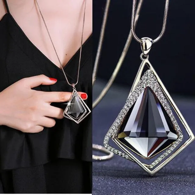 Long Pendant Necklaces