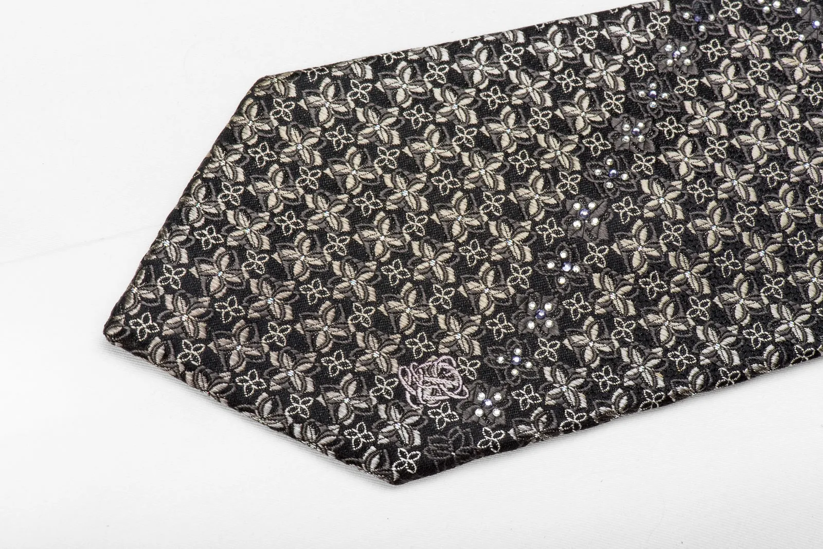 Louis Quatorze Men's Crystal Silk Necktie Silver Pink Floral On Black With Silver Sparkles