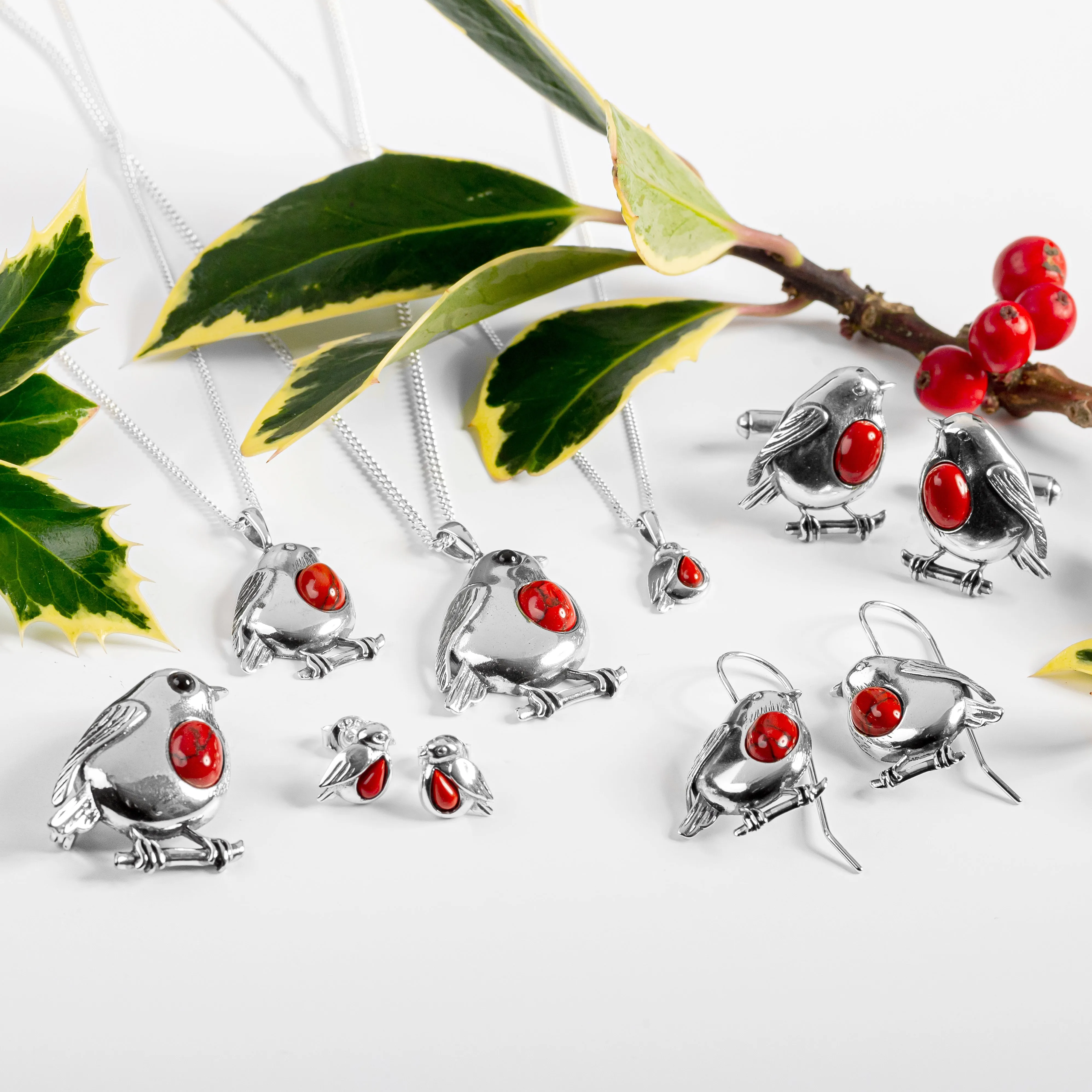 Robin Brooch in Silver and Coral