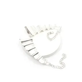 Ruffled Collar Necklace