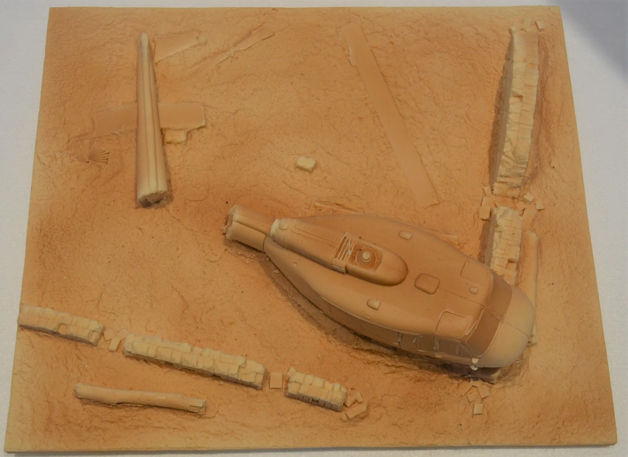 Toy Soldiers of San Diego Unpainted Vietnam Crashed Huey TS213UN