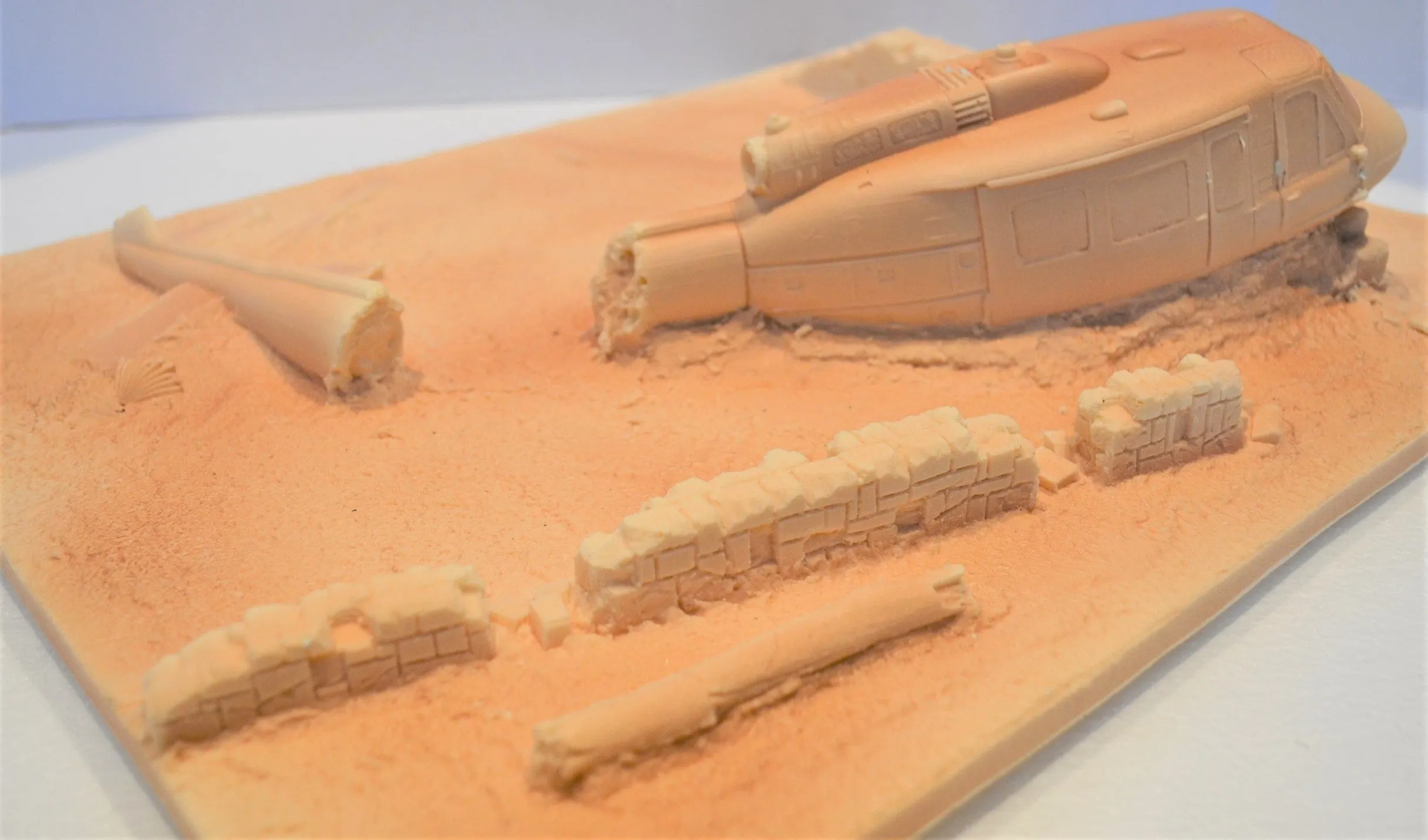 Toy Soldiers of San Diego Unpainted Vietnam Crashed Huey TS213UN