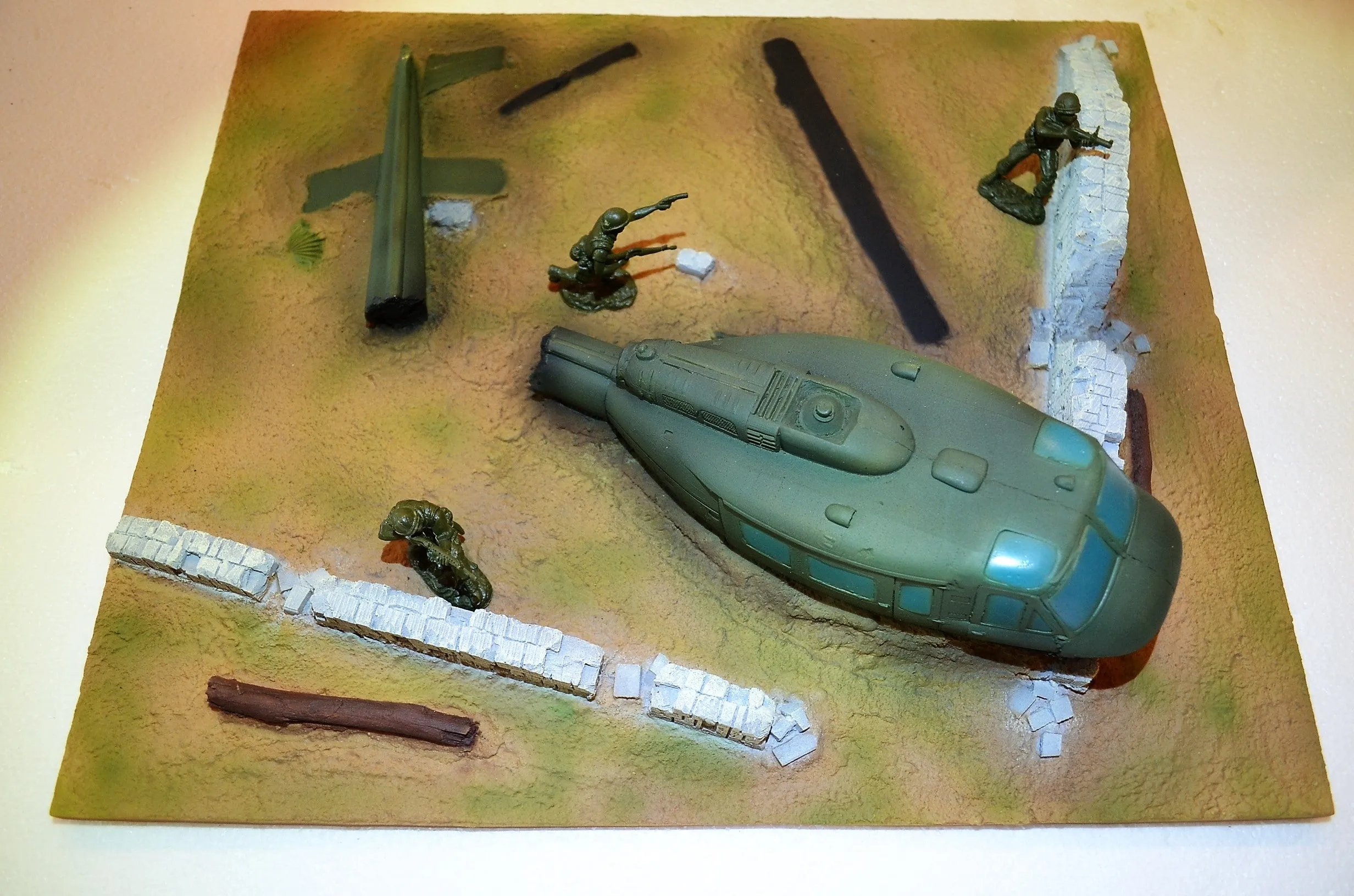 TSSD Crashed Vietnam Huey Painted TS213P