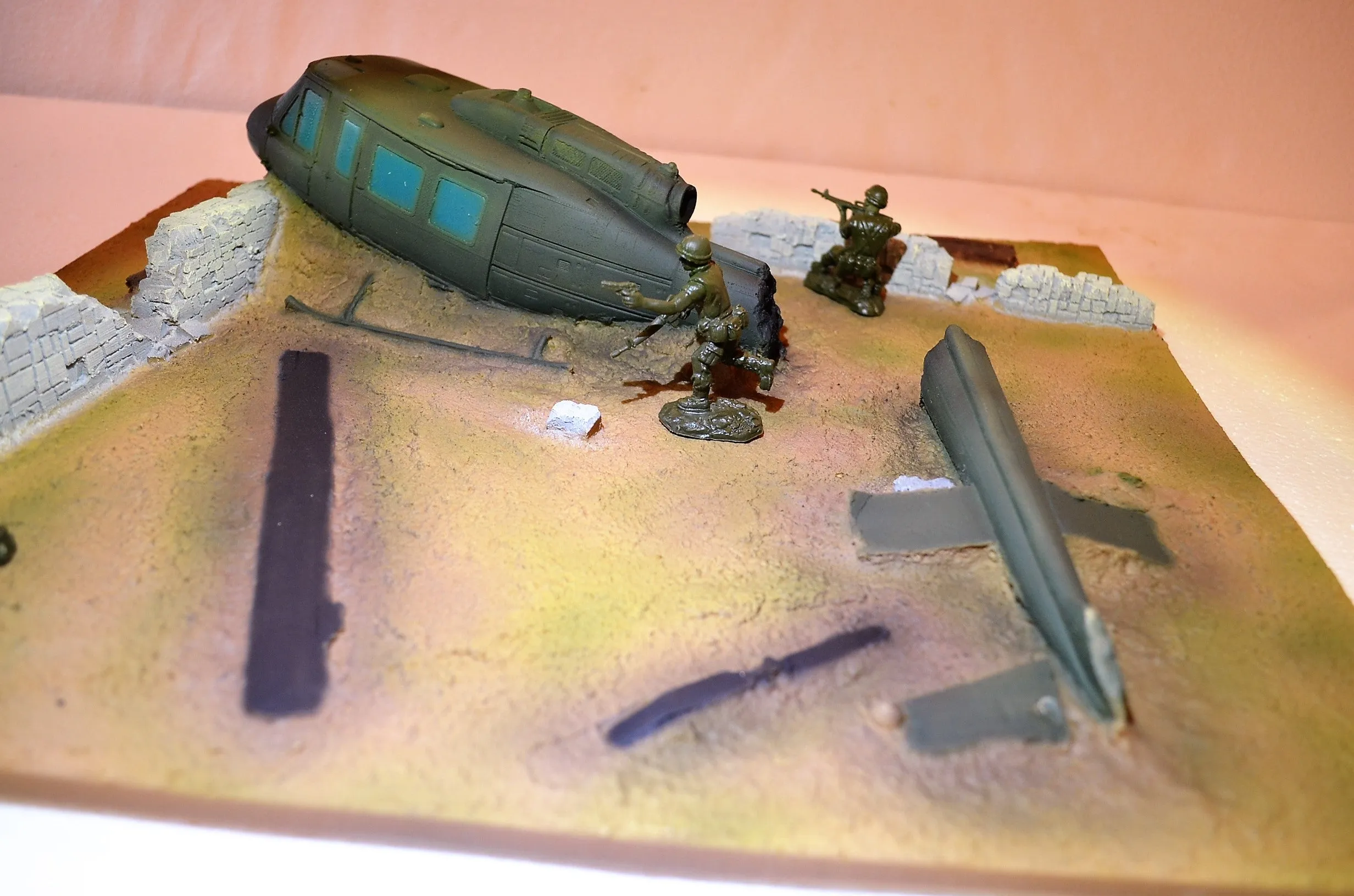 TSSD Crashed Vietnam Huey Painted TS213P