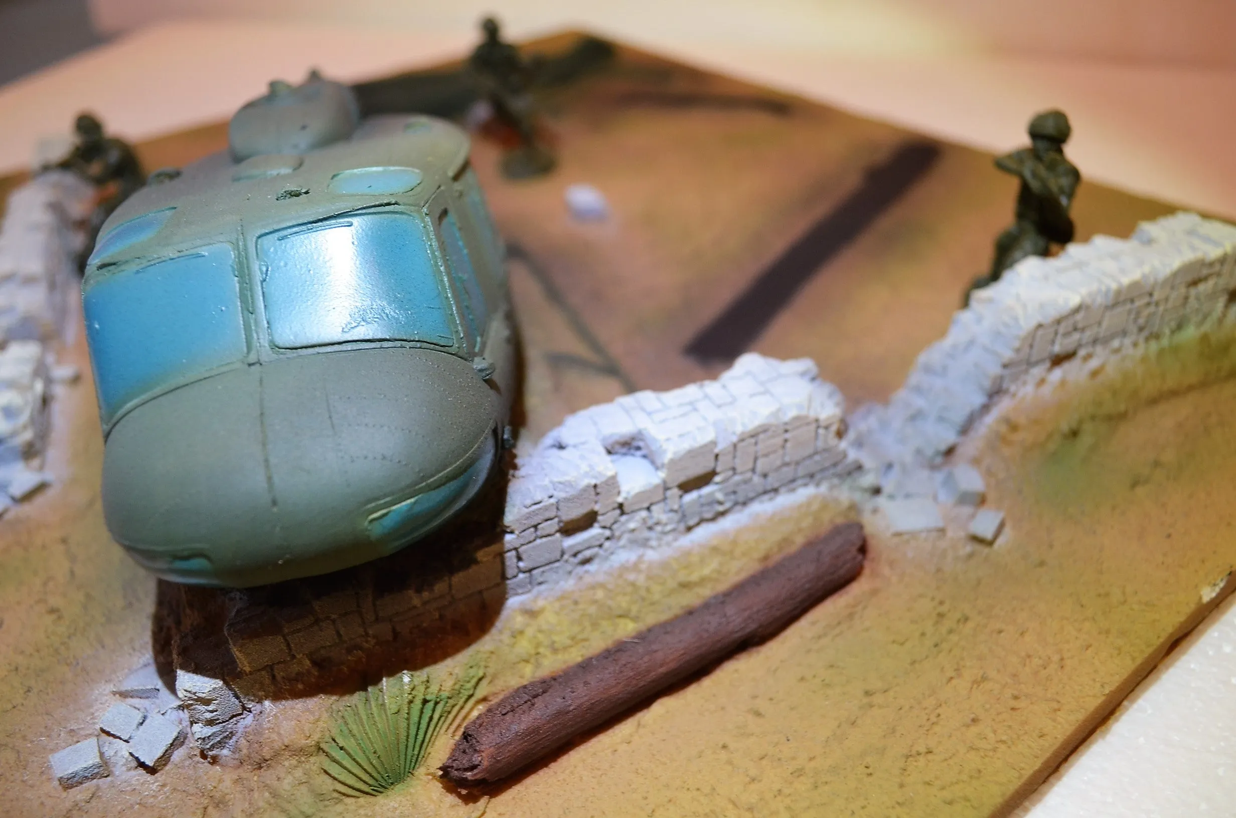 TSSD Crashed Vietnam Huey Painted TS213P