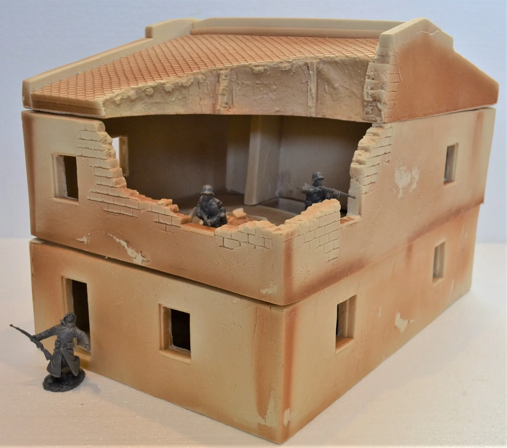 TSSD Unpainted 2-Story WWII Vietnam Building TS219UN