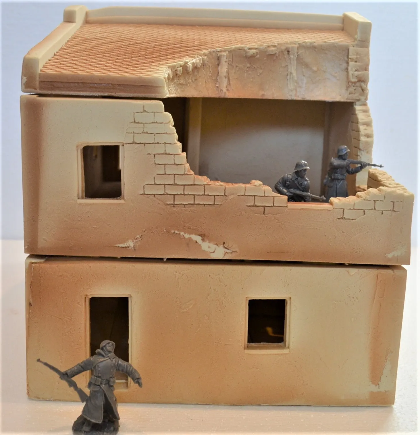 TSSD Unpainted 2-Story WWII Vietnam Building TS219UN